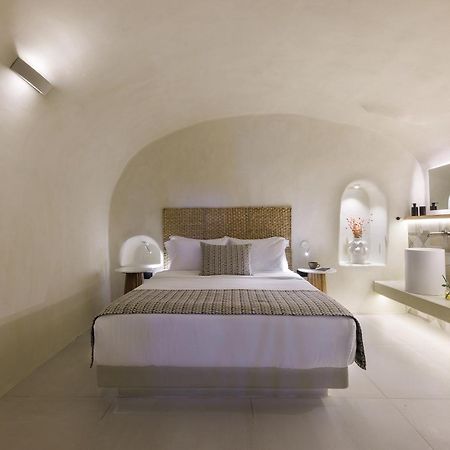 Annouso Villa With Hot Tub By Caldera Houses Oia  Exterior photo