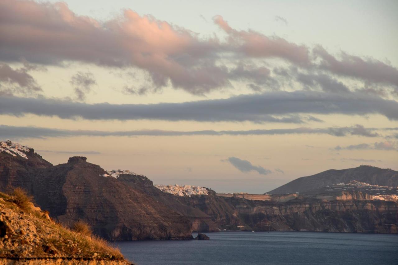 Annouso Villa With Hot Tub By Caldera Houses Oia  Exterior photo